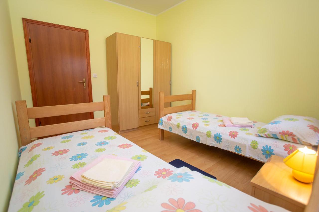 Holiday Home Labud Žminj Eksteriør billede